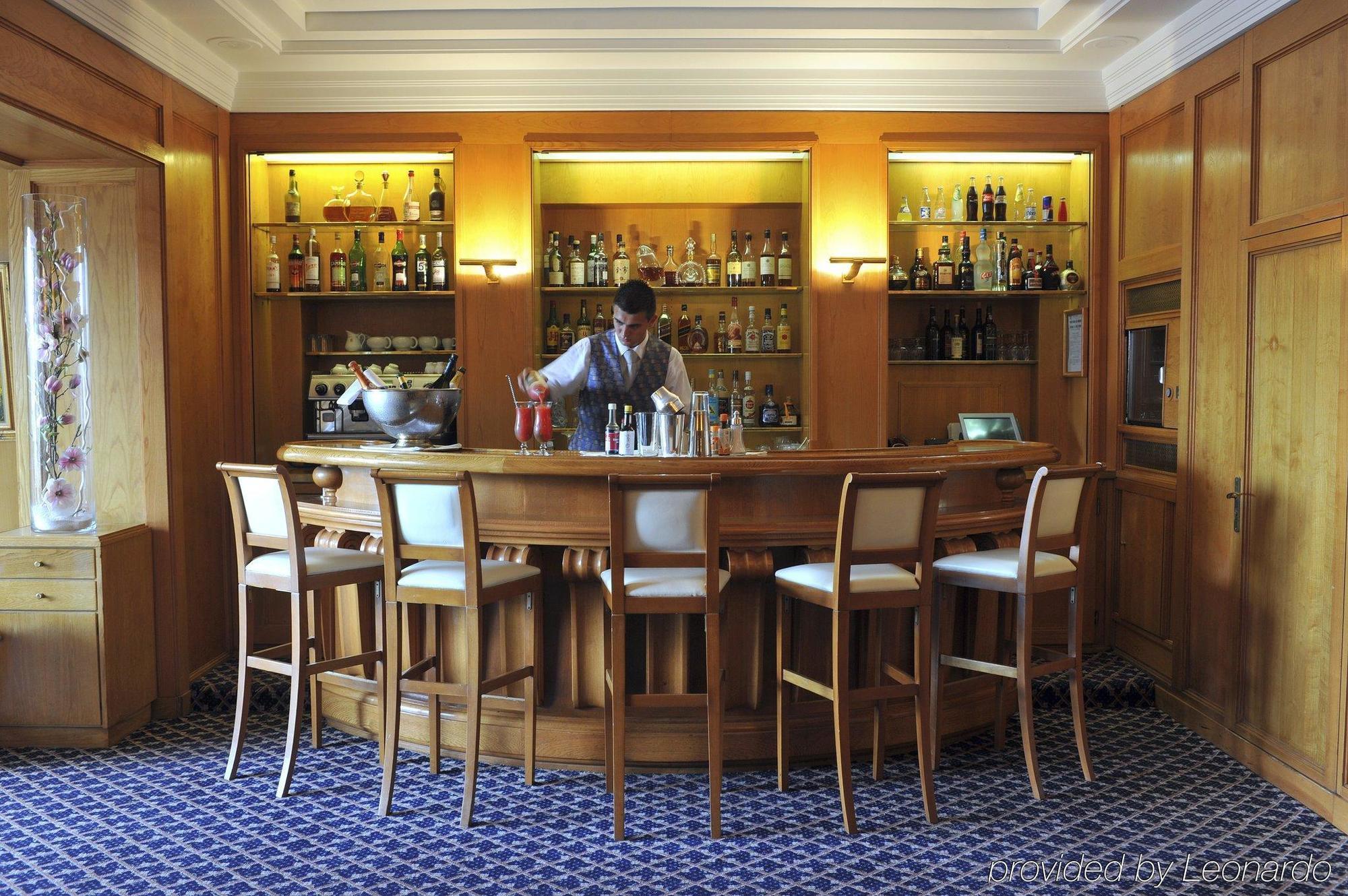 Hotel La Residence De La Pinede Σαιν-Τροπέ Εστιατόριο φωτογραφία